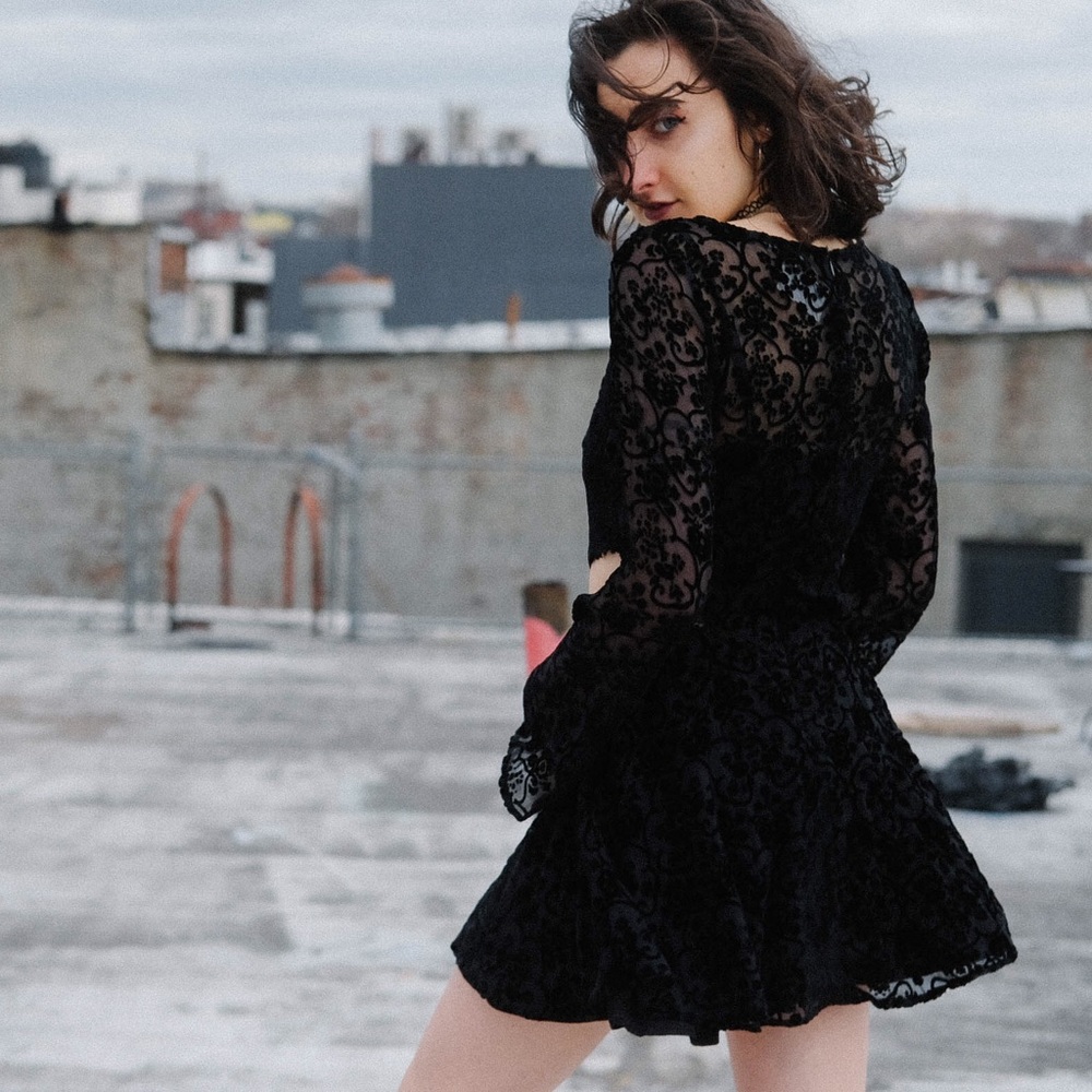 NWT FOR LOVE & LEMONS BLACKBIRD DRESS - Picture 2 of 3